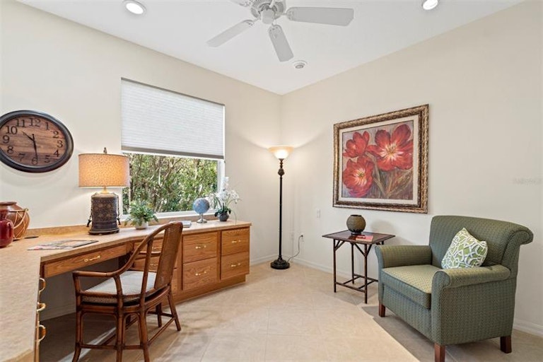 Photo 27 of 42 - 1312 Copperwood Dr, Osprey, FL 34229