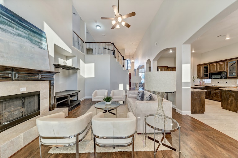 Photo 13 of 43 - 2740 Cape Pearl Dr, Grand Prairie, TX 75054