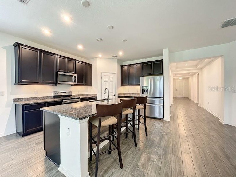 Photo 21 of 37 - 10639 Cardera Dr, Riverview, FL 33578