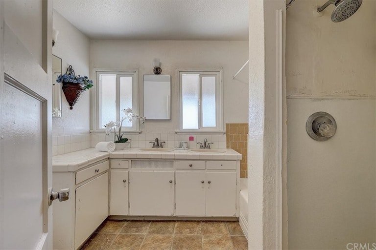 Photo 11 of 33 - 19731 Avenida Deleitante, Walnut, CA 91789