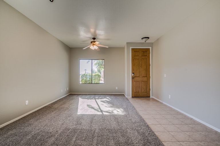 Photo 8 of 27 - 472 E Saddle Way, San Tan Valley, AZ 85143