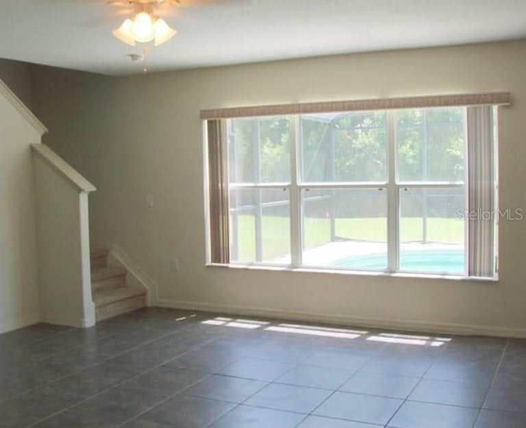 Photo 6 of 10 - 4576 Ross Lanier Ln, Kissimmee, FL 34758