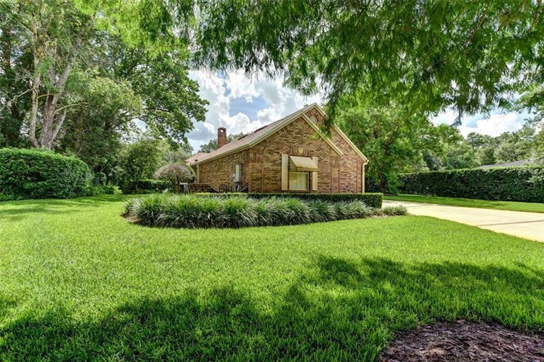 Photo 41 of 47 - 1411 Wyngate Dr, Deland, FL 32724