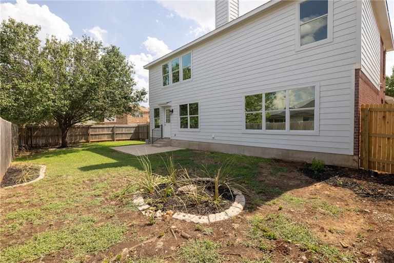 Photo 15 of 16 - 2200 Amy Lynn Ln, Cedar Park, TX 78613