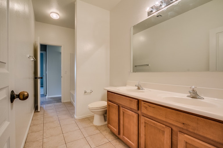 Photo 20 of 27 - 472 E Saddle Way, San Tan Valley, AZ 85143