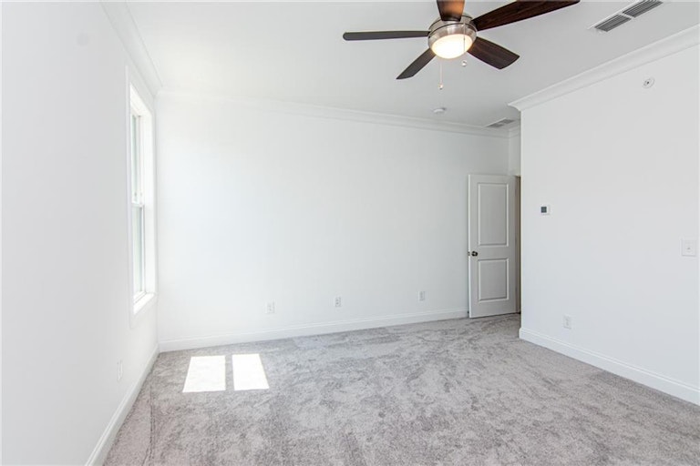 Photo 19 of 37 - 211 Downing Dr #81, Alpharetta, GA 30022