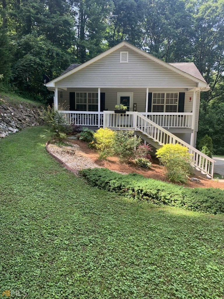 Photo 1 of 23 - 3663 Garden Blvd, Gainesville, GA 30506