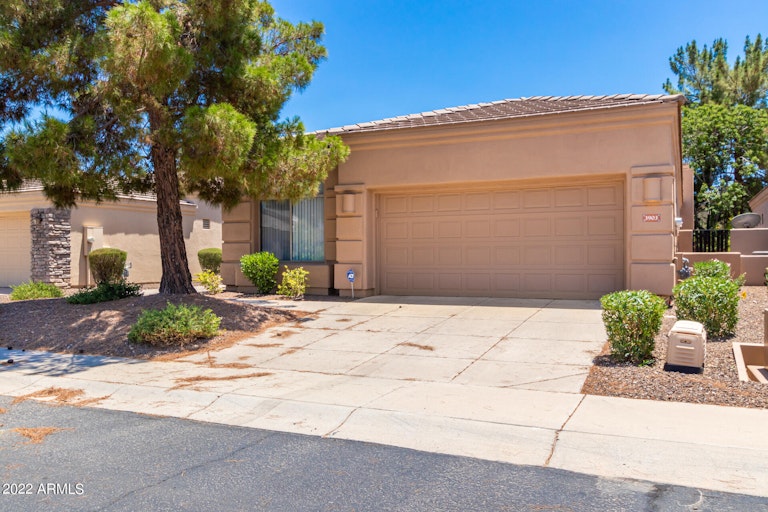Photo 2 of 34 - 3903 E Carson Rd, Phoenix, AZ 85042