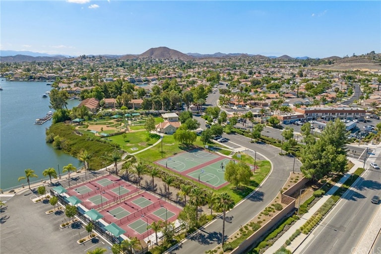 Photo 40 of 41 - 23725 Schooner Dr, Canyon Lake, CA 92587