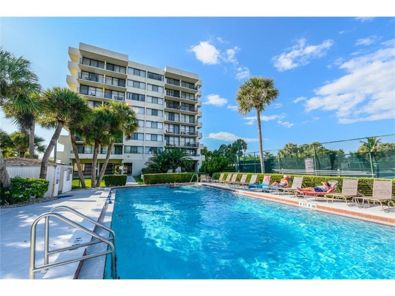Photo 19 of 23 - 1055 Beach Rd Unit B-503, Sarasota, FL 34242