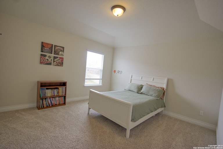 Photo 22 of 25 - 27403 Valle Blf, Boerne, TX 78015