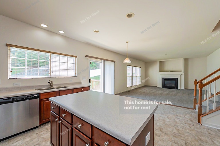 Photo 17 of 22 - 8824 Kaplan Woods Way, Wake Forest, NC 27587