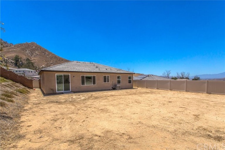 Photo 29 of 30 - 20852 Spring Mountain Rd, Riverside, CA 92507