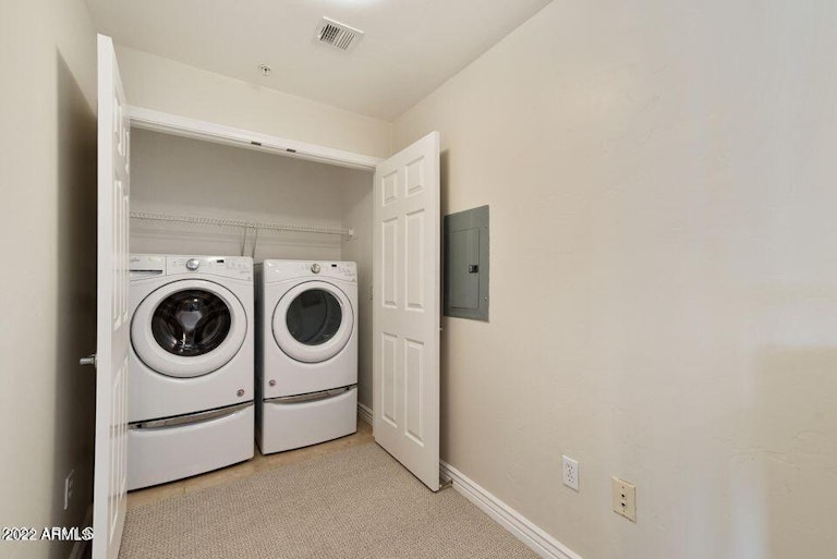 Photo 23 of 32 - 5450 E Deer Valley Dr #3014, Phoenix, AZ 85054