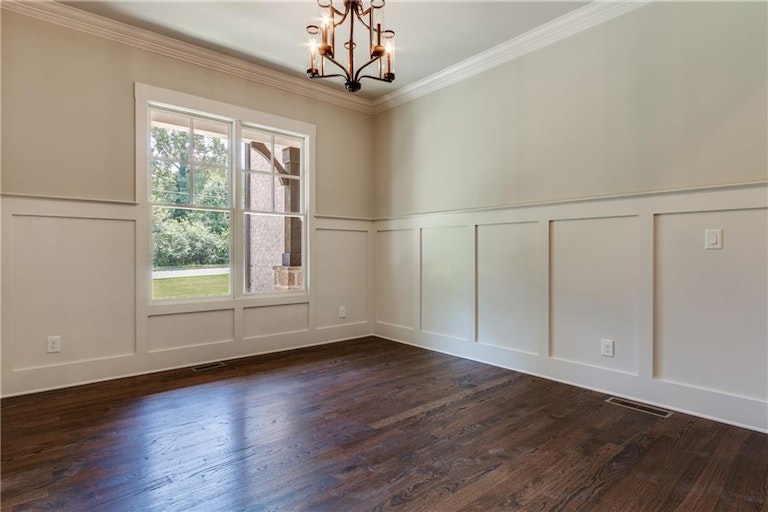Photo 4 of 41 - 3913 Chapel Heights Dr, Marietta, GA 30062