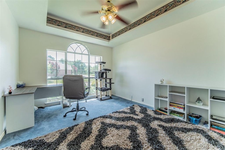 Photo 28 of 28 - 801 Saint Eric Dr, Mansfield, TX 76063