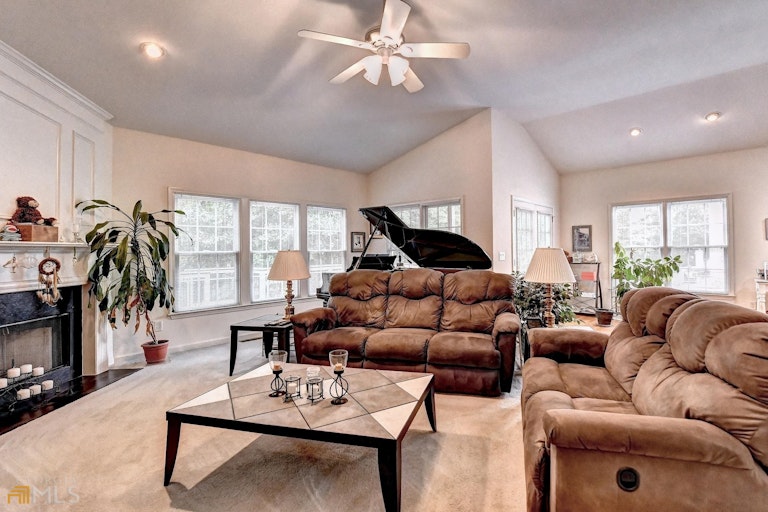 Photo 25 of 56 - 725 Gran Heritage Way, Dacula, GA 30019