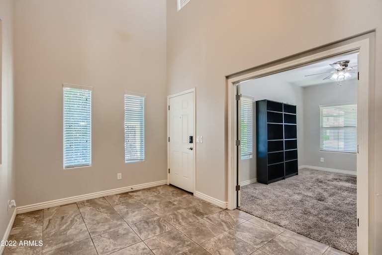 Photo 4 of 28 - 2773 E Runaway Bay Pl, Gilbert, AZ 85298