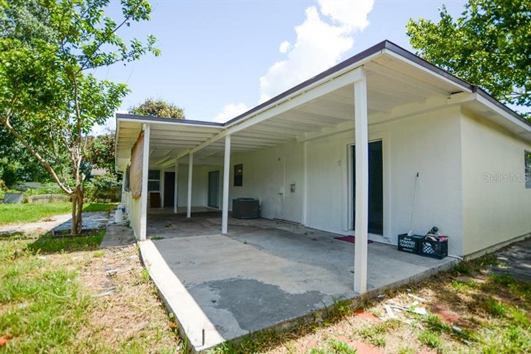 Photo 27 of 39 - 604 Deauville Ct, Kissimmee, FL 34758