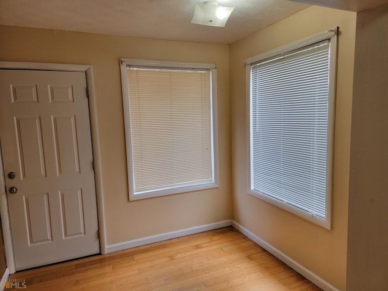 Photo 13 of 20 - 1028 Mountain View Rd NW, Conyers, GA 30012