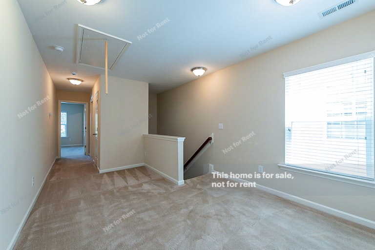 Photo 17 of 25 - 1024 Ileagnes Rd, Raleigh, NC 27603