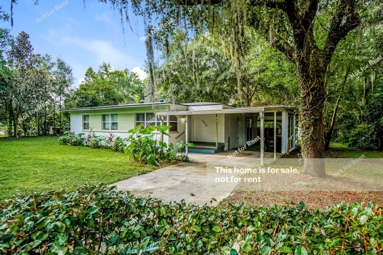 Photo 1 of 27 - 8858 Atter Ln, Jacksonville, FL 32216