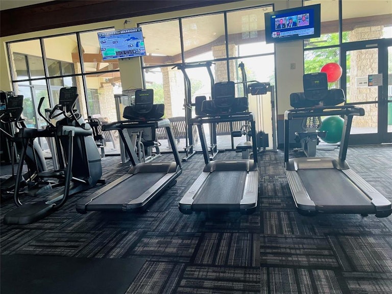 Photo 37 of 38 - 5803 Lone Rock Rd, Frisco, TX 75036