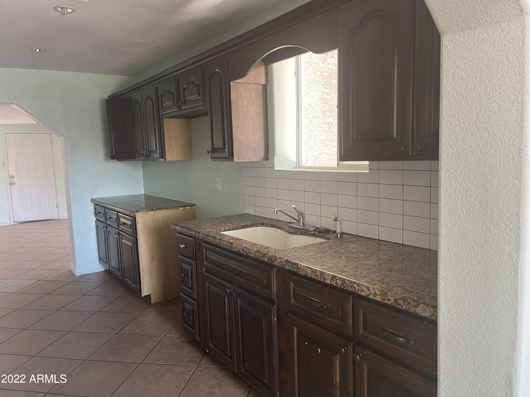 Photo 6 of 20 - 2912 W McKinley St, Phoenix, AZ 85009