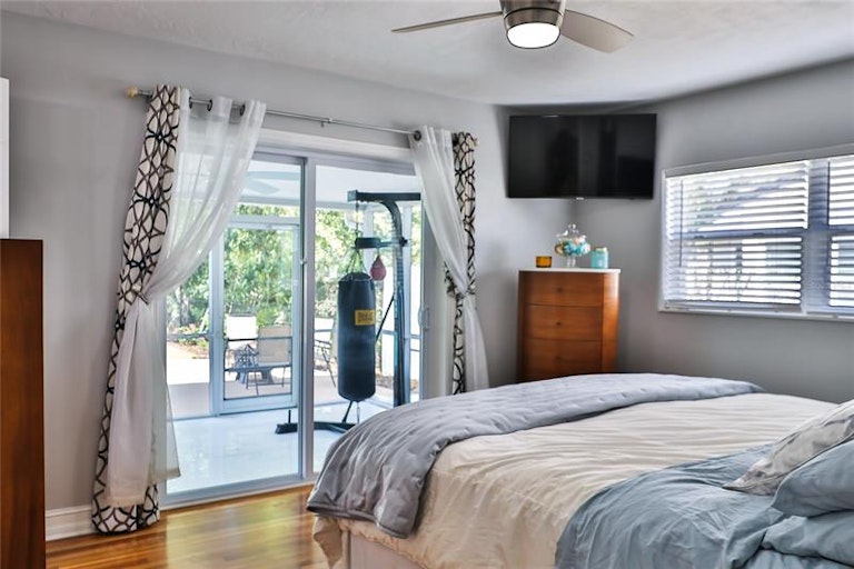 Photo 17 of 24 - 417 E Grant St, Orlando, FL 32806