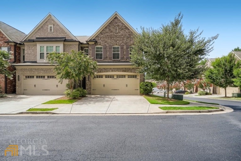Photo 1 of 26 - 410 Holdings Dr, Lawrenceville, GA 30044