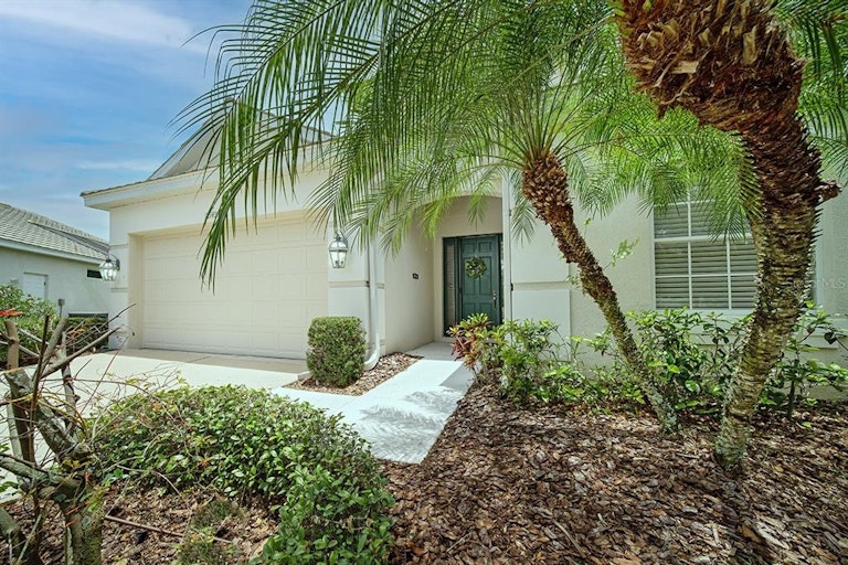 Photo 3 of 55 - 12143 Maple Ridge Dr, Parrish, FL 34219