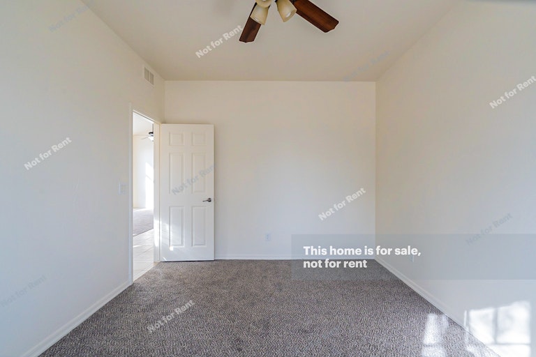 Photo 19 of 33 - 656 E Black Diamond Dr, Casa Grande, AZ 85122