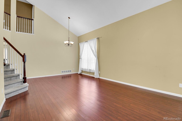 Photo 4 of 29 - 3314 White Oak St, Highlands Ranch, CO 80129