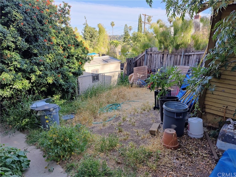 Photo 10 of 16 - 2384 Norwalk Ave, Los Angeles, CA 90041
