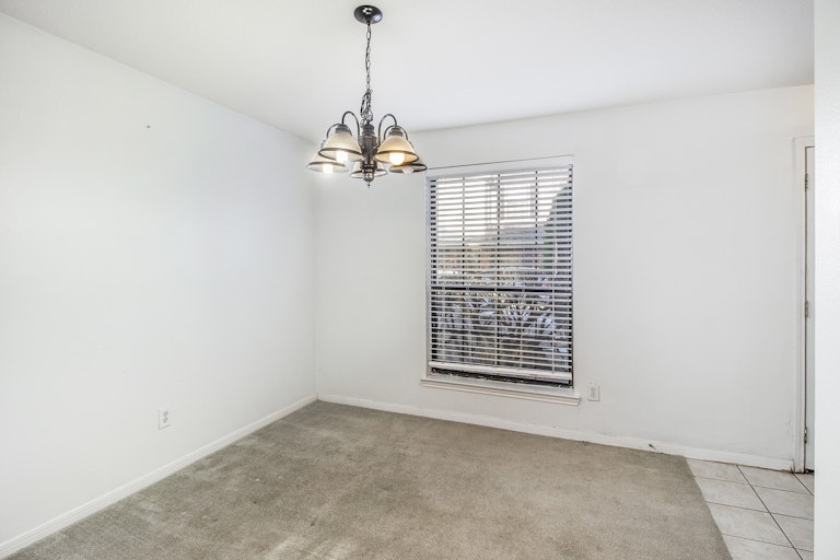 Photo 10 of 17 - 8613 Mapletwist St, Houston, TX 77083