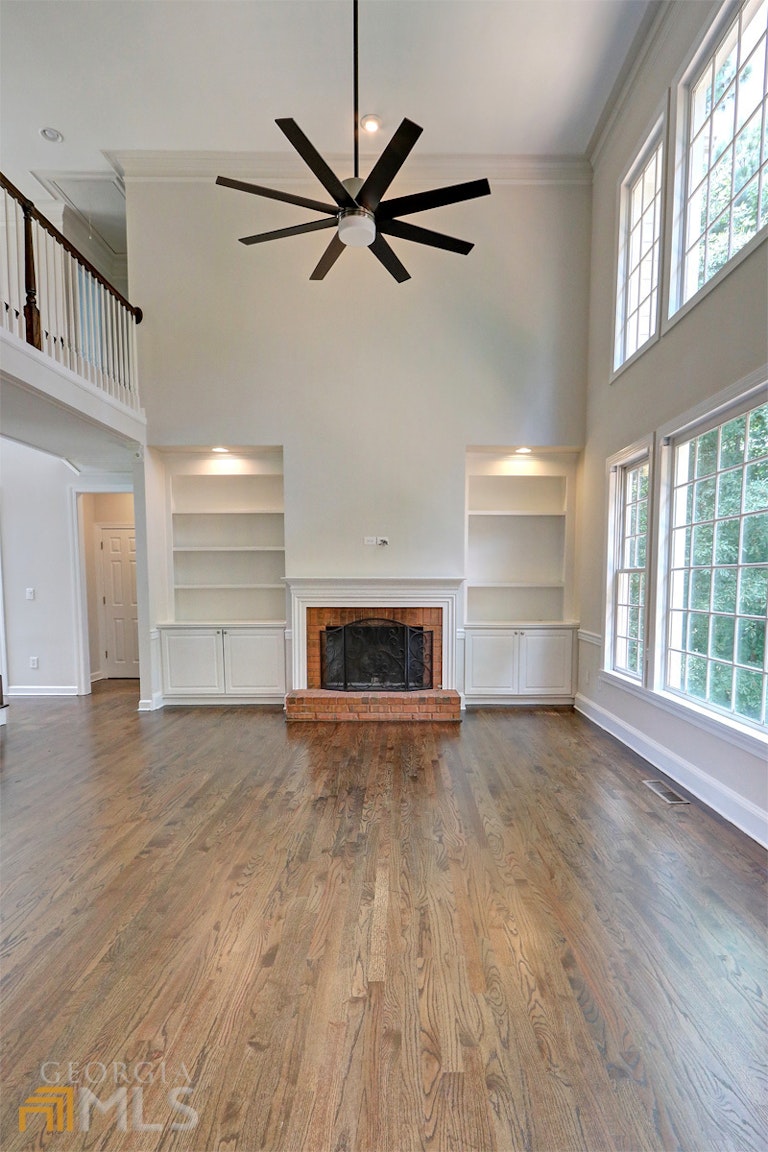 Photo 10 of 63 - 250 Colton Crest Dr, Alpharetta, GA 30005