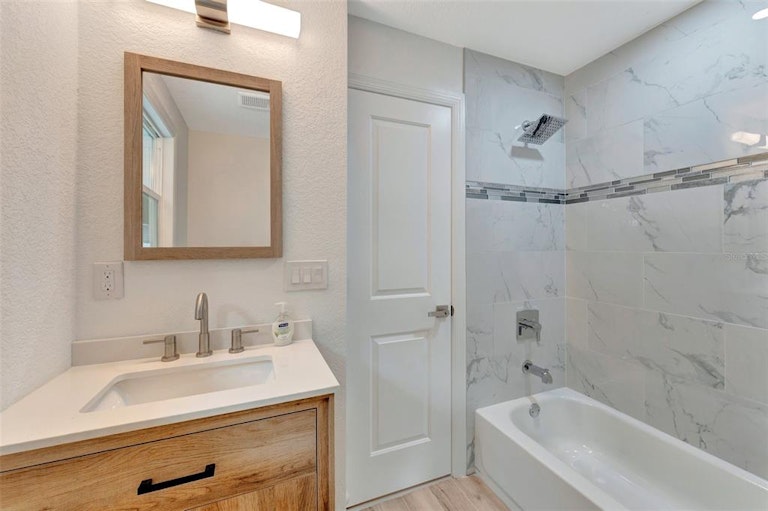 Photo 21 of 36 - 5801 78th Ave N, Pinellas Park, FL 33781