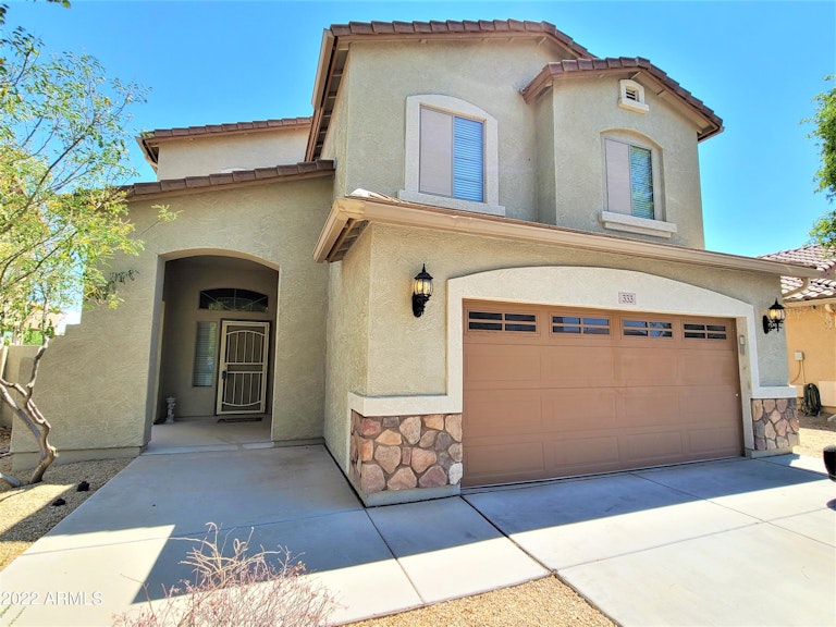 Photo 3 of 42 - 333 W Atlantic Dr, Casa Grande, AZ 85122