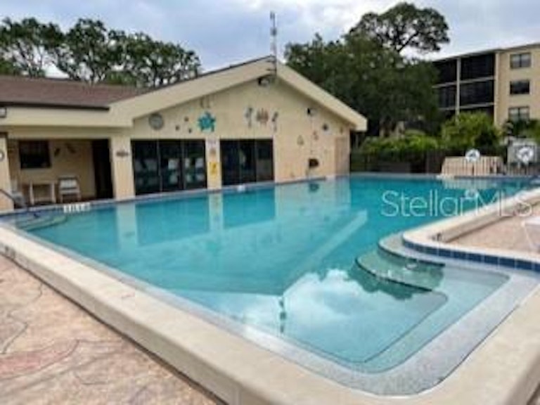 Photo 38 of 40 - 635 30th Ave W Unit F306, Bradenton, FL 34205