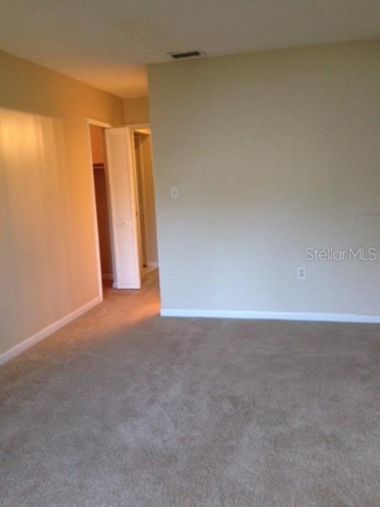 Photo 5 of 7 - 606 Windrush Bay Dr #606, Tarpon Springs, FL 34689