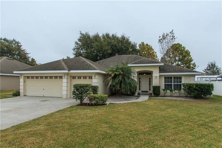 Photo 2 of 25 - 469 Newhearth Cir, Winter Garden, FL 34787