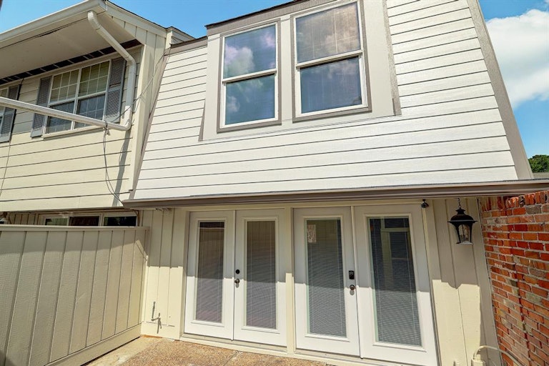 Photo 39 of 42 - 12643 Rip Van Winkle Dr, Houston, TX 77024