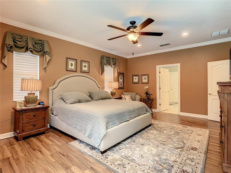 Photo 32 of 69 - 2704 Aloma Oaks Dr, Oviedo, FL 32765