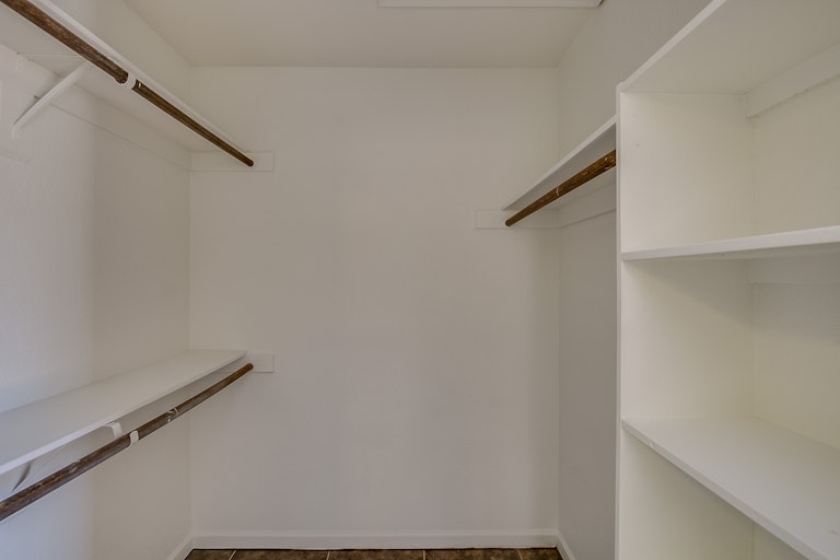 Photo 17 of 26 - 3939 E Waltann Ln, Phoenix, AZ 85032