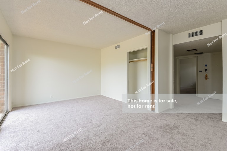 Photo 20 of 27 - 3940 E Timrod St #219, Tucson, AZ 85711