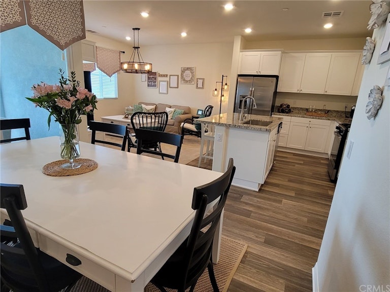Photo 9 of 28 - 16502 Casa Grande Ave #340, Fontana, CA 92336