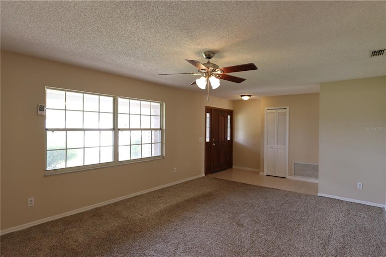 Photo 6 of 48 - 1432 Northvale St, Deltona, FL 32725