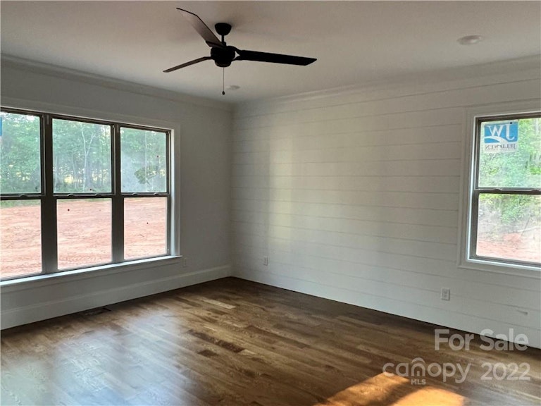 Photo 14 of 14 - 4143 Willow Haven Dr, Denver, NC 28037