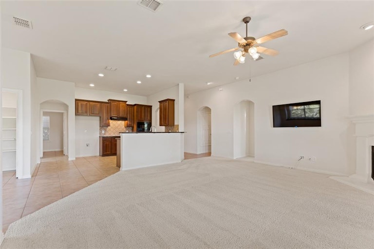 Photo 10 of 30 - 423 Black Diamond Ct, Fairview, TX 75069