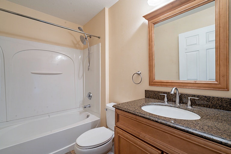 Photo 23 of 29 - 1170 Howland Blvd, Deltona, FL 32738